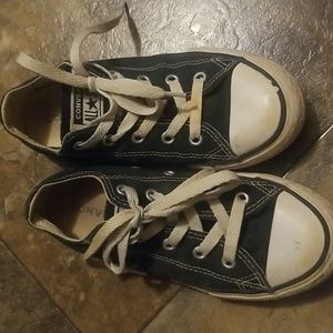 Black converse